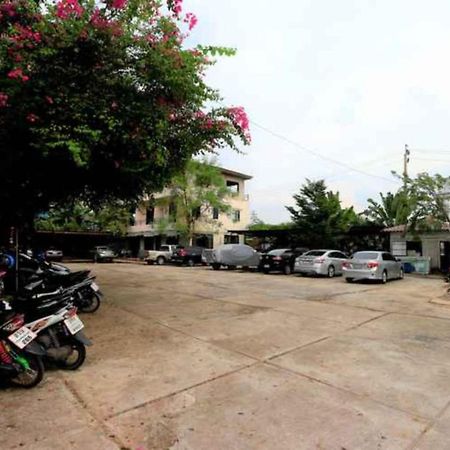 Platinum Place Bangkok Luaran gambar