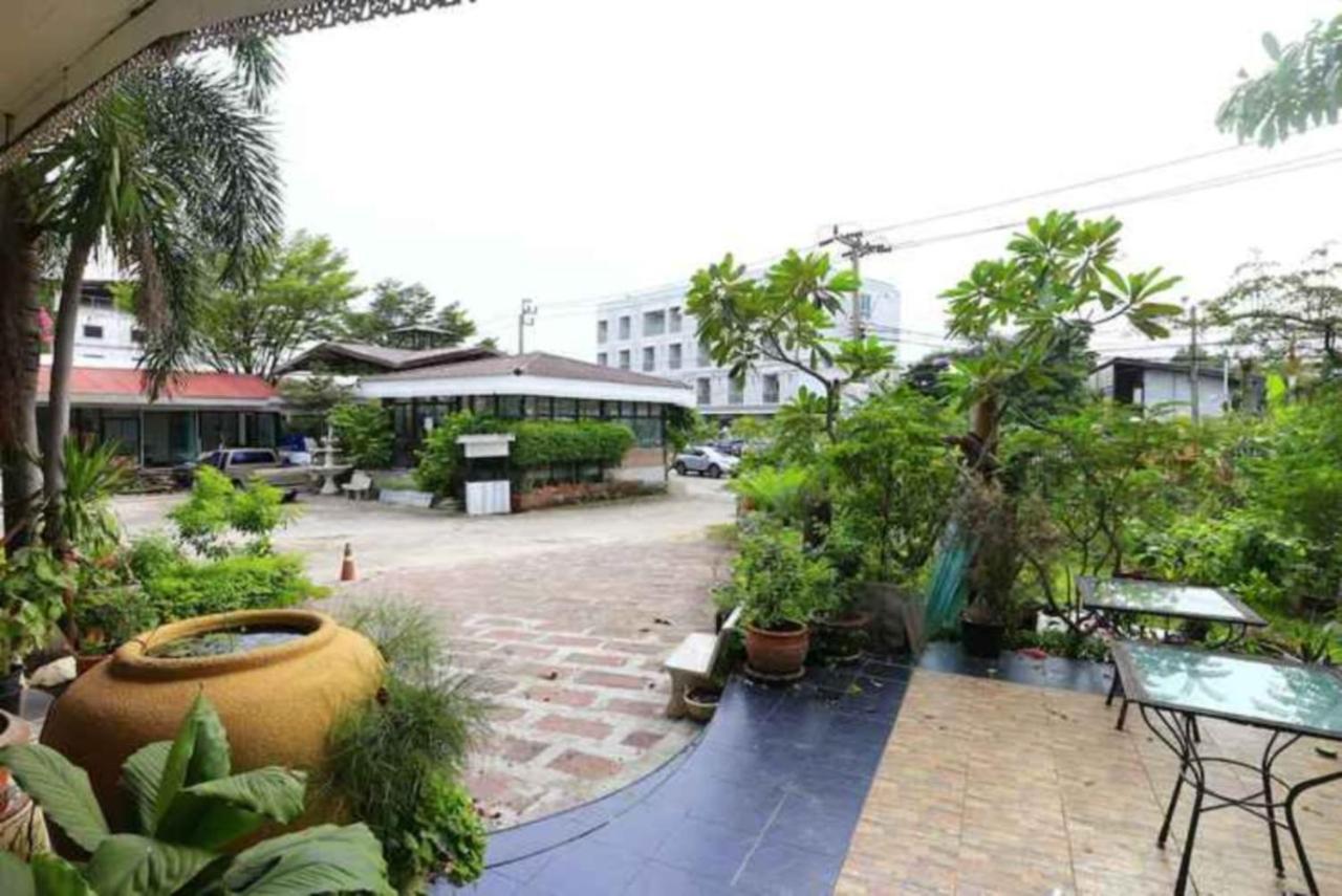 Platinum Place Bangkok Luaran gambar