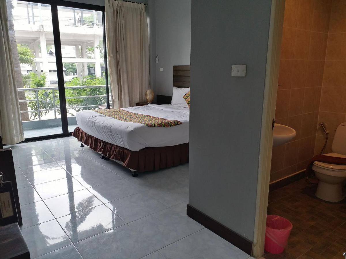 Platinum Place Bangkok Luaran gambar